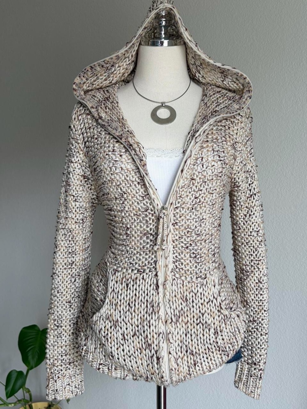 Chunky Hooded Zip Cardigan in Marled Cream